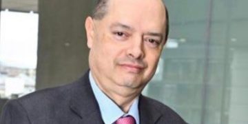 Consejo de Estado le pone freno a Petro: ¡A retractarse por afectación a honra de Enrique Vargas Lleras!