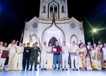 Cámara de Representantes exalta a Malambo con la Ley de los 500 años y condecora al gobernador Eduardo Verano por su liderazgo