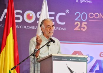 Gobernador Eduardo Verano lidera debate sobre seguridad y competitividad en Congreso de Asosec