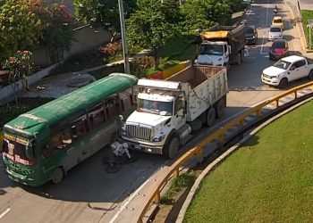 Adulto mayor murió tras ser arrollado por un camión volteo en el barrio Las Flores