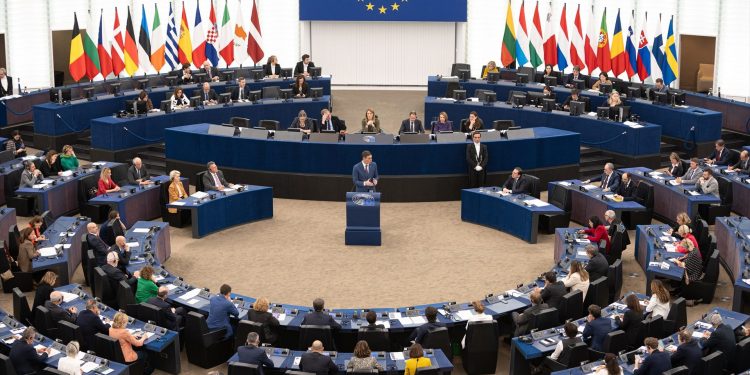 Parlamento Europeo pide incluir al Cartel de los Soles y al Clan del Golfo en lista de organizaciones terroristas
