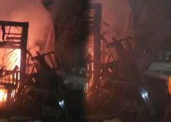 Incendio destruyó una vivienda en el barrio Nueva Colombia