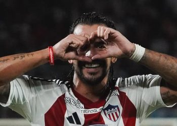 “Quise asegurar el penal, pero salió mal”: Javier Báez se reivindicó con gol