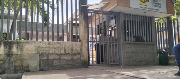 Un cuerpo degollado, un casco sin moto y un cuchillo abandonado en el barrio Las Palmas