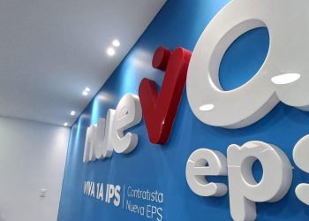 Grave alerta de la Contraloría sobre crisis financiera en Nueva EPS: hay 21 billones en cuentas por pagar