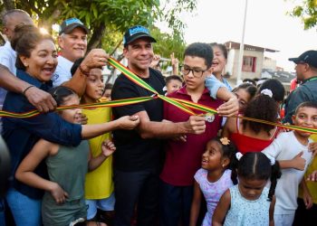 En la localidad Metropolitana, alcalde Char inaugura el parque Los Muñecos