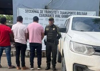 Policía recupera camioneta robada en Cesar y captura a tres personas en Bolívar