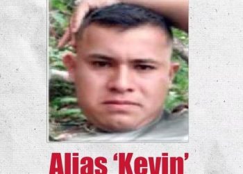 Alias Kevin entregó rutas de narcotráfico y arsenal de disidencias de ‘Iván Mordisco’