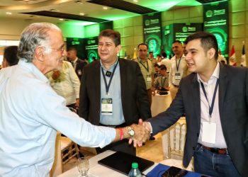 Agencias internacionales de seguridad destacan inversión del gobernador Verano para fortalecer la Fuerza Pública