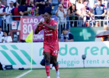 Yerry Mina comanda la primera victoria del Cagliari en la Serie A
