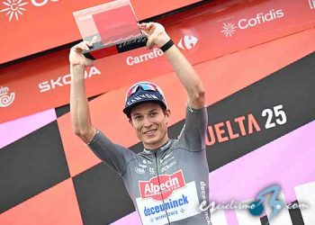 Philipsen firma su tercera victoria en la Vuelta