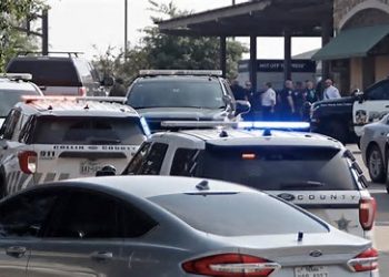 Tiroteo en oficina del ICE en Dallas deja dos muertos y varios heridos