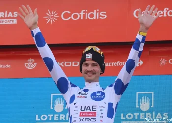 Vuelta a España 2025: Jay Vine gana la etapa y Jonas Vingegaard recupera el liderato