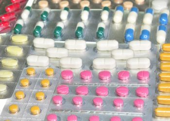 Minsalud asegura que no hay crisis de desabastecimiento de medicamentos en el país