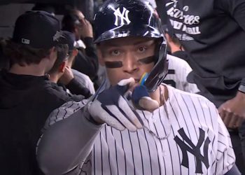 Aaron Judge mantiene con vida a los Yanquis con un jonrón decisivo