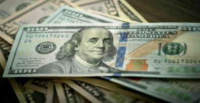 Dólar cae a $3.878 y acumula nueva pérdida frente al peso colombiano