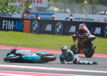 Fuerte caída de David Alonso en Indonesia: Gran susto y alivio total