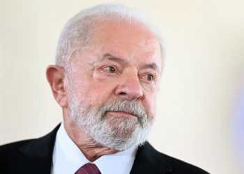 Lula conversa con Trump y pide retirar aranceles y sanciones a Brasil