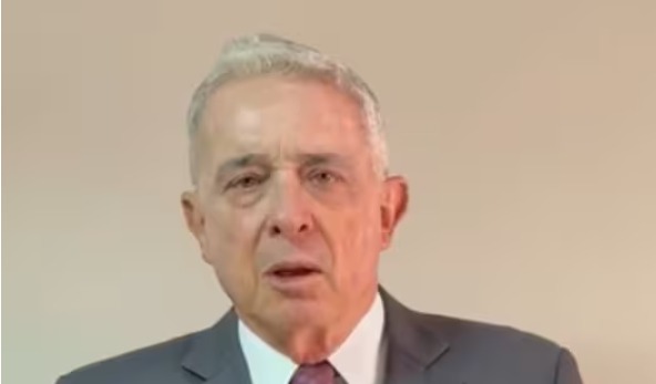 Absolución de Uribe “restablece la confianza en las garantías individuales”, según su abogado Jaime Lombana