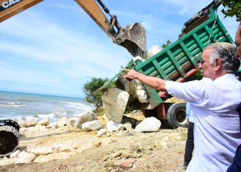 Gobierno de Eduardo Verano inicia plan de transformación integral de playas de Santa Verónica
