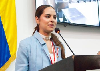 Asamblea del Atlántico exalta a Salwa Maloof Habid con la Orden de Barlovento