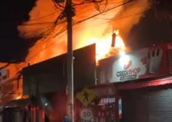 Voraz incendio consumió discoteca en Sabanagrande