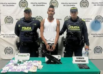 Capturado en Barranquillita con una Mini Uzi tras asaltar a un ciudadano