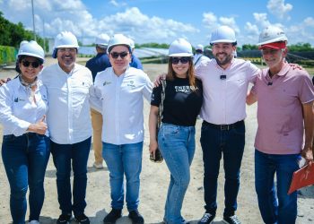 Anuncian mejoramientos de vivienda con energía solar en el Atlántico y el gobernador Eduardo Verano pide una solución financiera para Air-e