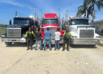 Tres capturados y 21.000 galones de petróleo crudo Recuperados en la vía Barranquilla – Santa Marta