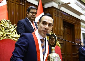 En Perú el Congreso destituyó a Dina Boluarte: José Jerí asumió como Presidente interino