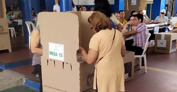 Con normalidad y puntualidad arrancó la consulta del Pacto Histórico en Barranquilla
