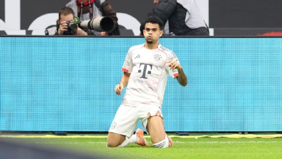 Luis Díaz brilla con doblete y récord en la goleada del Bayern
