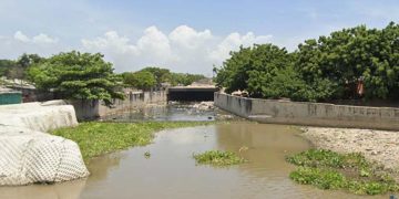Hallan cuerpo baleado en el Caño de la Auyama, en el barrio Rebolo
