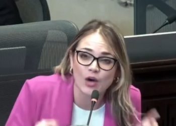 Cambio Radical cuestiona a Petro por bajo avance en adjudicación de tierras: solo el 0,03% de la meta