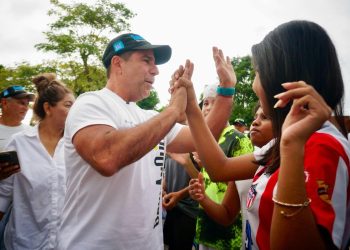 “La salud no puede ser un privilegio”: alcalde Char puso primera piedra del PASO La Chinita