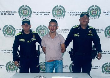 Policía captura a hombre armado durante controles en el barrio Cachimbero de Soledad