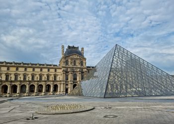 Fiscalía de París confirma cuatro nuevas capturas por el robo de joyas en el Museo del Louvre