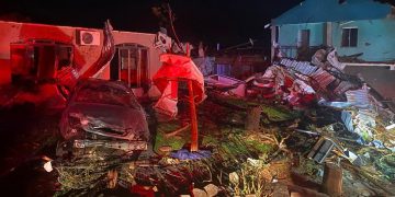 Tornado deja al menos 5 muertos y más de 430 heridos en el sur de Brasil