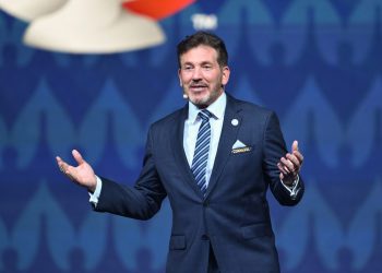 Domínguez defiende los seis cupos directos para Sudamérica en el Mundial 2026