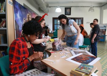 Libros, arte y cultura brillaron en el Gran Bazar Literario de la Biblioteca Meira Delmar