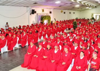 Gobernación del Atlántico a través del SENA certifica a 500 personas mayores en formación técnica y bienestar integral