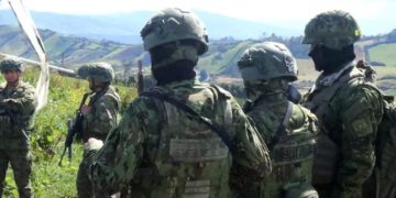 Operativo militar en la frontera deja dos hombres abatidos en el norte de Ecuador