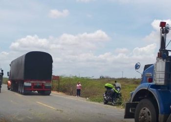 Autoridades investigan muerte violenta de una mujer hallada en la Troncal del Caribe, en La Guajira
