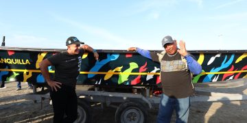 Dignificamos labor de nuestros pescadores en Puerto Mocho: alcalde Char durante entrega de nuevas lanchas 