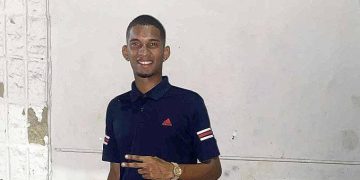 Sicario persigue a joven y lo asesina frente a su vivienda en Barranquilla