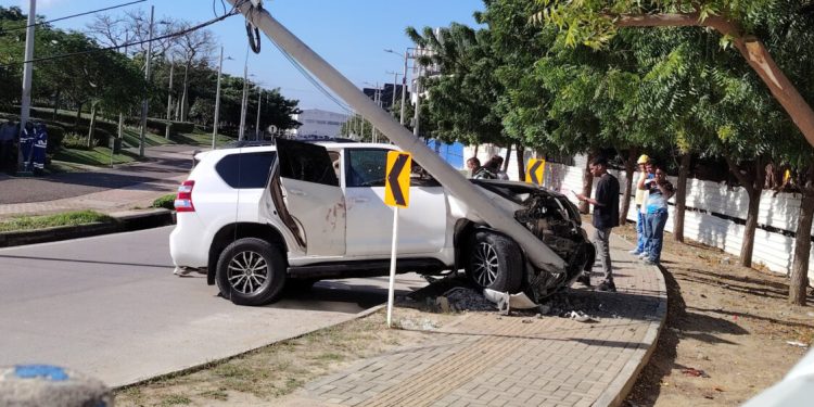 Ataque a bala deja muerto a conductor de camioneta