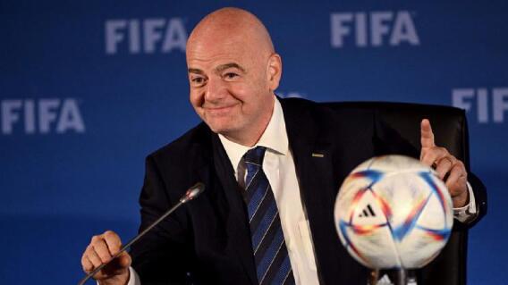 FIFA estudia ampliar el uso del VAR para el Mundial 2026