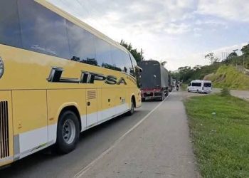 Paro armado del ELN golpea al Cauca: retén ilegal, grafitis y cilindro sospechoso en la vía Panamericana