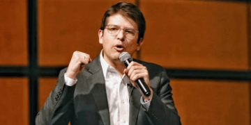 Imputan nuevos delitos a alias “Chipi”, señalado articulador del magnicidio del senador Miguel Uribe Turbay