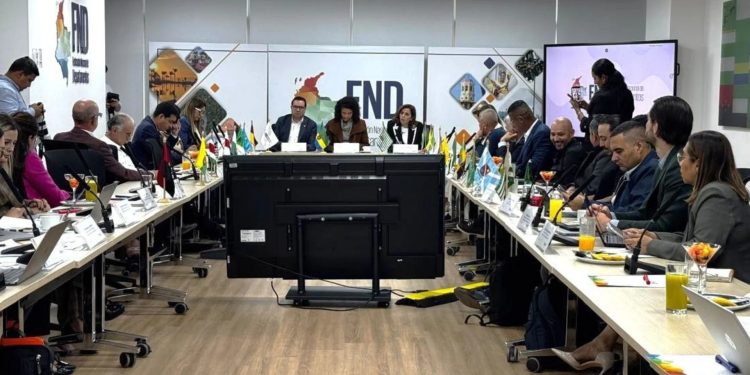 Gobernadores alistan demanda ante la Corte y desafían versión del Gobierno sobre acuerdo por decreto de emergencia